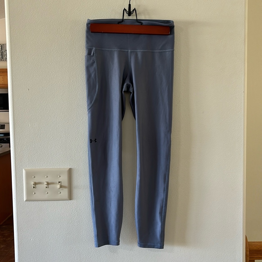 Under armour steel blue leggings